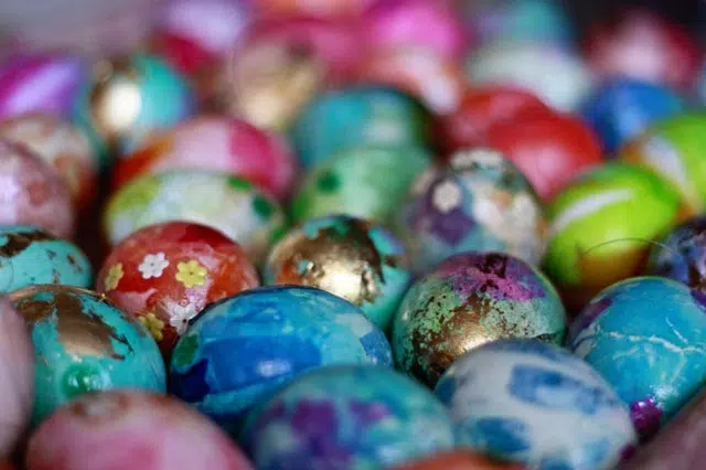 Lukisan cangkang telur