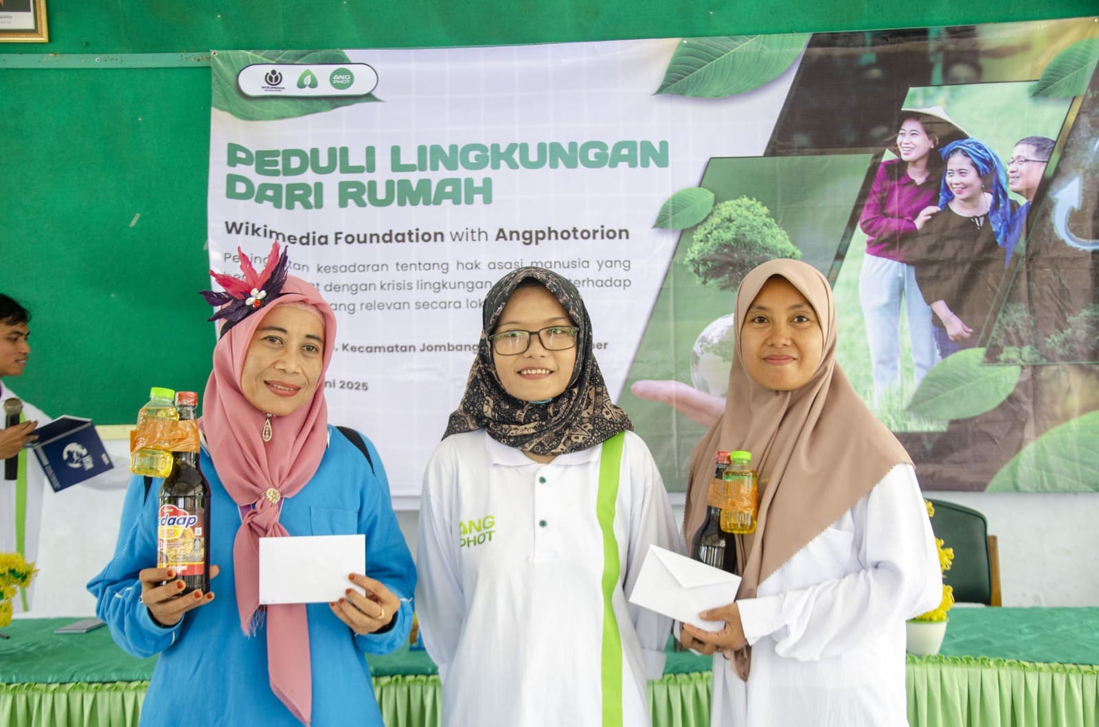 Penukaran poin tabungan limbah