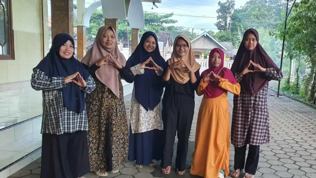 harapan mitra tabungan limbah angphot Harapan mitra Tabungan Limbah ANGPHOT